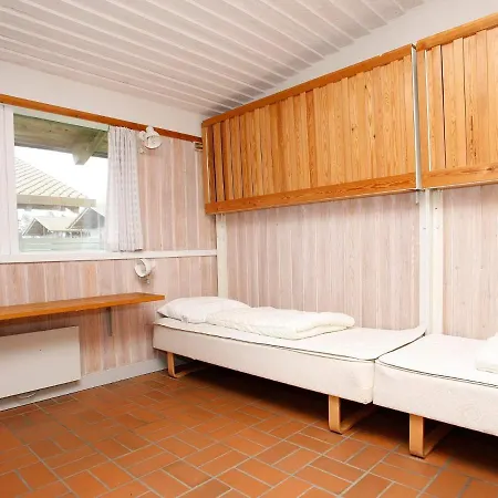 Ferienhaus Holiday Lviii *